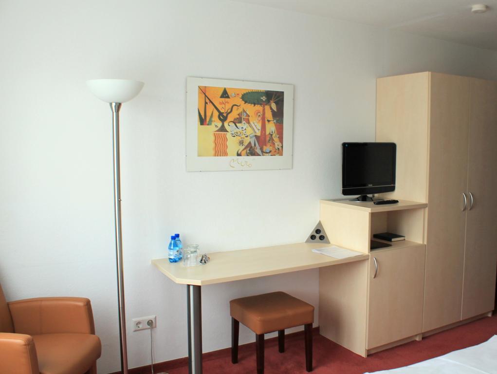 Hotel Am Bad Esslingen am Neckar Exteriör bild