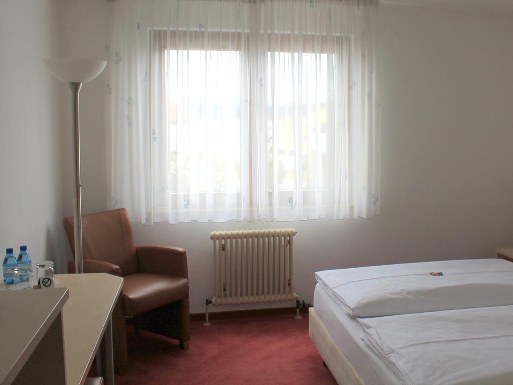 Hotel Am Bad Esslingen am Neckar Exteriör bild